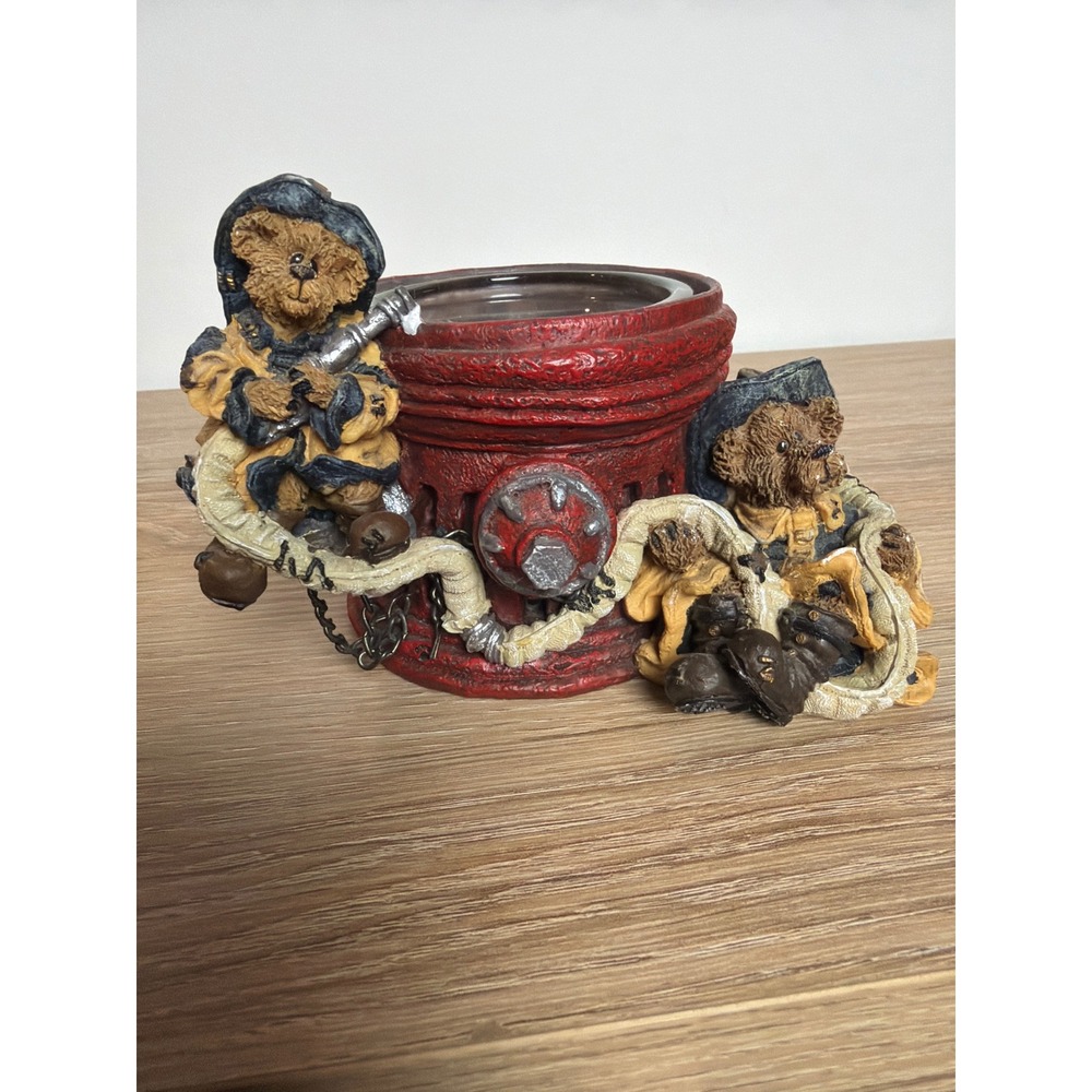 Boyds Bears‎ Fireman Firefighter Hydrant Votive Candle Holder Figurine 1998